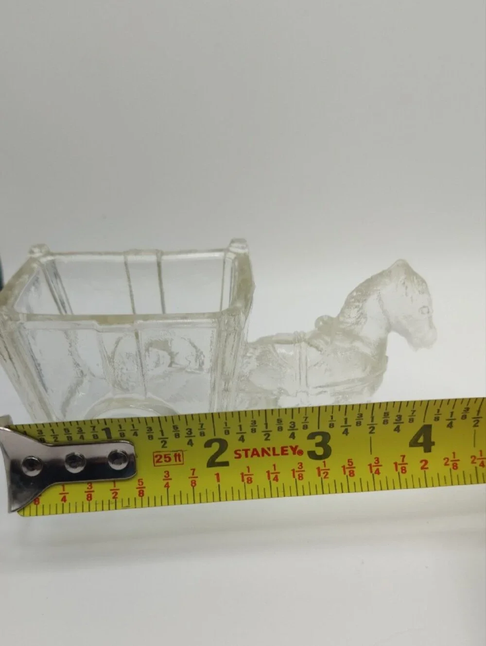 Small Clear Jeannette Glass Horse-Drawn Cart Nuts/Candy Dish